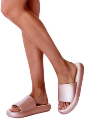 Juicy Couture Sandals Waves Bling JC Heart Shimmer Gold Slip On Sz 9